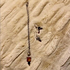 Necklace & earring set